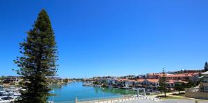 Studio Style Mindarie Marina