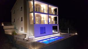 Luxury Villa Star Lights Trogir  heated pool hot tub gym billiard