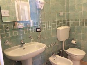 Standard Double Room with Garden View