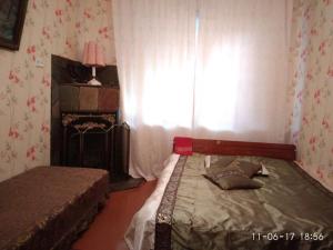 Apartment With Shared Bathroom room in Azovskiy briz