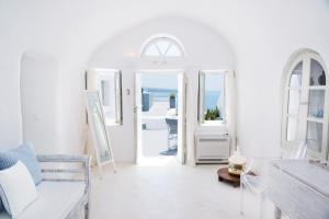 Nostos Apartments Santorini Greece