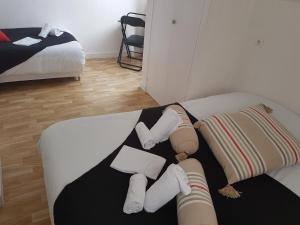 Hotels Auberge Le Guinefort : Chambre Triple avec Toilettes Communes