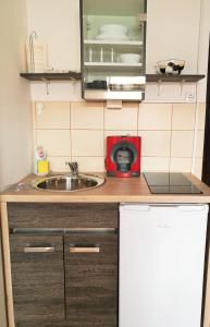 Mia Airport studio apartment 