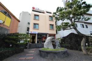 Daedong Hotel - Kŏro-dong