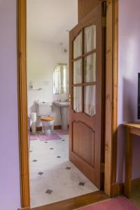 3 star Пансіонат Knockquhassen Farm B&B Странрар Великобританiя