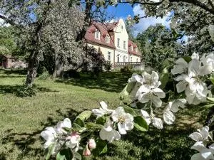 Maras Manor - Aizpute