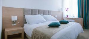 Grand Hotel Adriatic II