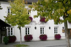 Hotel Gasthaus zur Linde Hohenpolding Germany