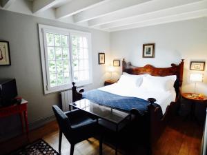 B&B / Chambres d'hotes Bed & Breakfast La Clepsydre : photos des chambres