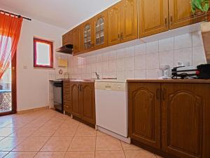 Apartment Marcana 1382