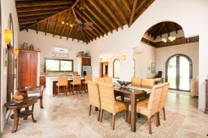 La Colina - 3 Bedrooms
