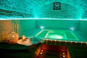 Tabano Ristorante-Casolare - 皮亚内洛瓦莱西纳