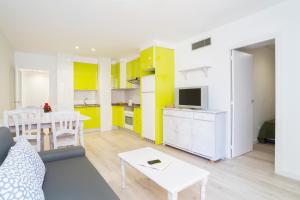 One-Bedroom Apartment room in Ibersol Priorat