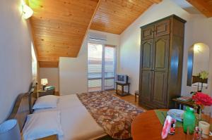 Rossitsa Holiday Apartments