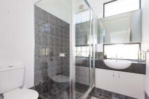 The Lane, Doubleview