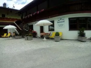 Appartements Fam. Gleinser Mirella - Mutterbergalm