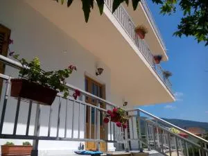 St Paul and Peter's House - Asproválta