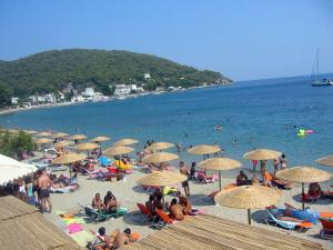 Lions Apartments Poros-Island Greece