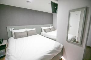 Phòng Gia đình - 2 giường đôi (Family Room - 2 x Double bed)