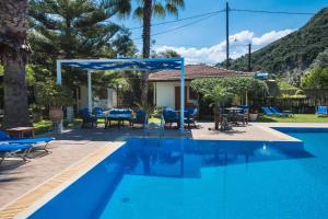 Villa Dimitris Apartments & Bungalows Lefkada Greece