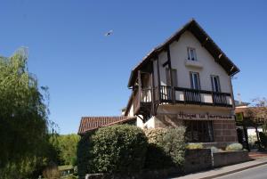 Hotels Hostellerie La Terrasse : photos des chambres