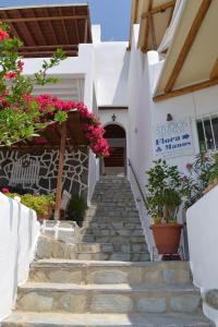 Studios Manos Flora Myconos Greece