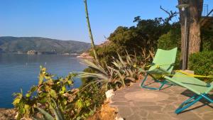 Fascinosa casa sul mare in posizione mozzafiato