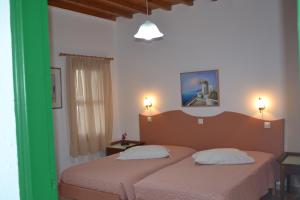 Studios Manos Flora Myconos Greece