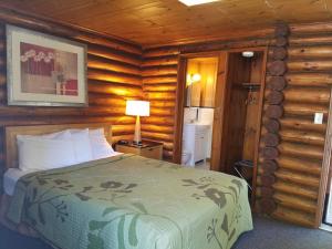 Seven Dwarfs Cabin - On The Brook Cabins