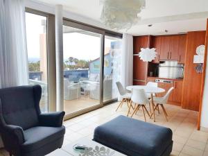 Sea View Reformed AND Modernised 2 Bedroom Apartment, Urbanizacion Esquinzo - Fuerteventura