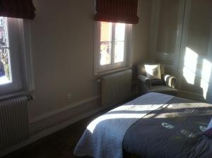 B&B / Chambres d'hotes O Mylle Douceurs : Chambre Double avec Vue sur le Jardin et sur le Port