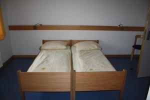 Twin Room room in Jugendherberge Stuttgart International
