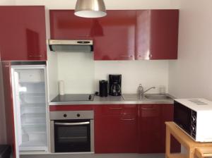 Le Dauphine 20m de la plage