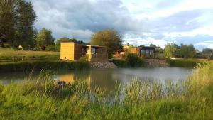 Chalets Lodges de Blois-Chambord : photos des chambres
