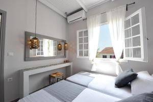 Alia Luxury Apartment Paxoi Greece