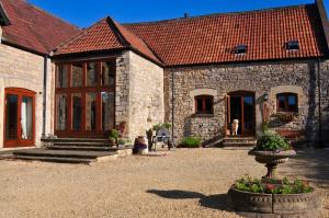 The Old Stables Bed & Breakfast - 4-star hotels in Shepton Mallet