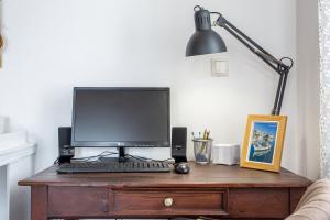 Evagelias deluxe villa-Roof Top Jacuzzi