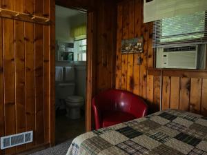 Double Room room in Cedar Ridge Cabins