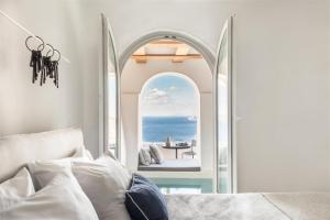 Porto Fira Suites Santorini Greece