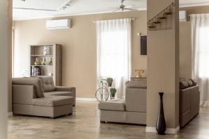 c-hotels International