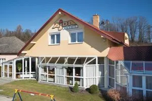 艾达旅馆 - Trstené