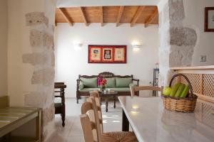 One-Bedroom Apartment (2) room in Kastellos Traditional Houses