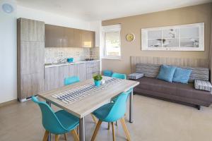 Apartments Capic Marin