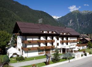 Accommodation in Pinzolo