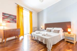 Piazza Marina Holiday House by DomuSicily