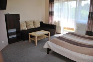 Krzywy Domek w Ostrowie Morza Brzeg