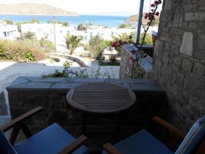 Medusa Rooms & Apartments Seriphos Greece