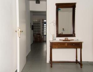 Erato Apartments Andros Greece