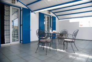 Erato Apartments Andros Greece