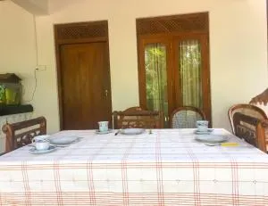 Lake view homestay - Kotuwella Pahala